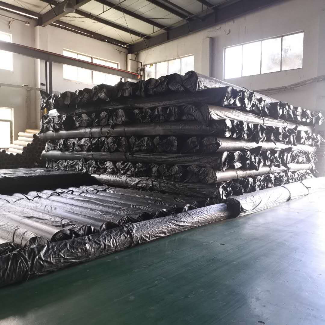 Geomembrane HDPE bertekstur 1.5mm untuk tapak pelupusan sampah